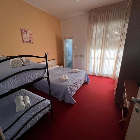 Villa Silvie Rose Cesenatico Ngoại thất bức ảnh