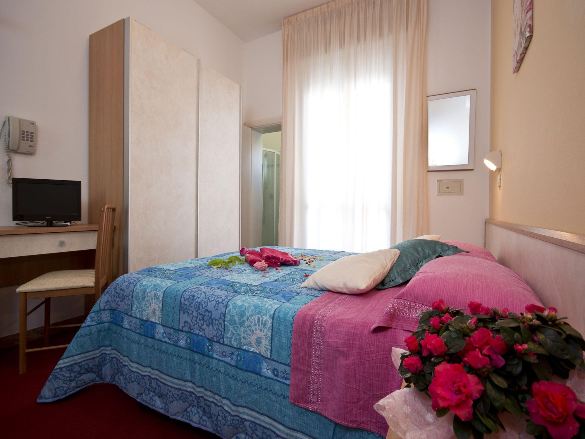 Villa Silvie Rose Cesenatico Ngoại thất bức ảnh