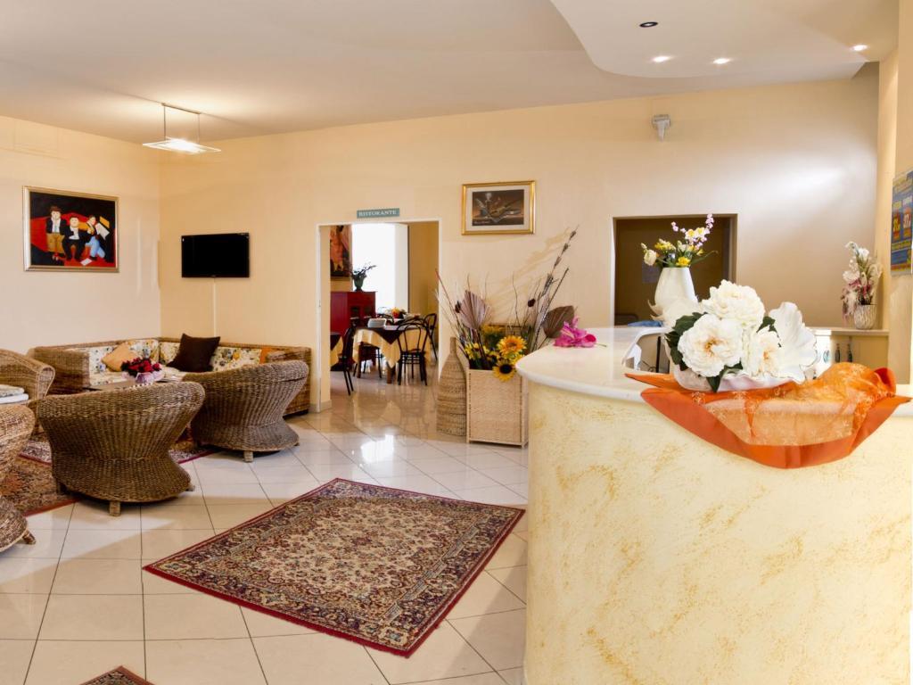 Villa Silvie Rose Cesenatico Ngoại thất bức ảnh