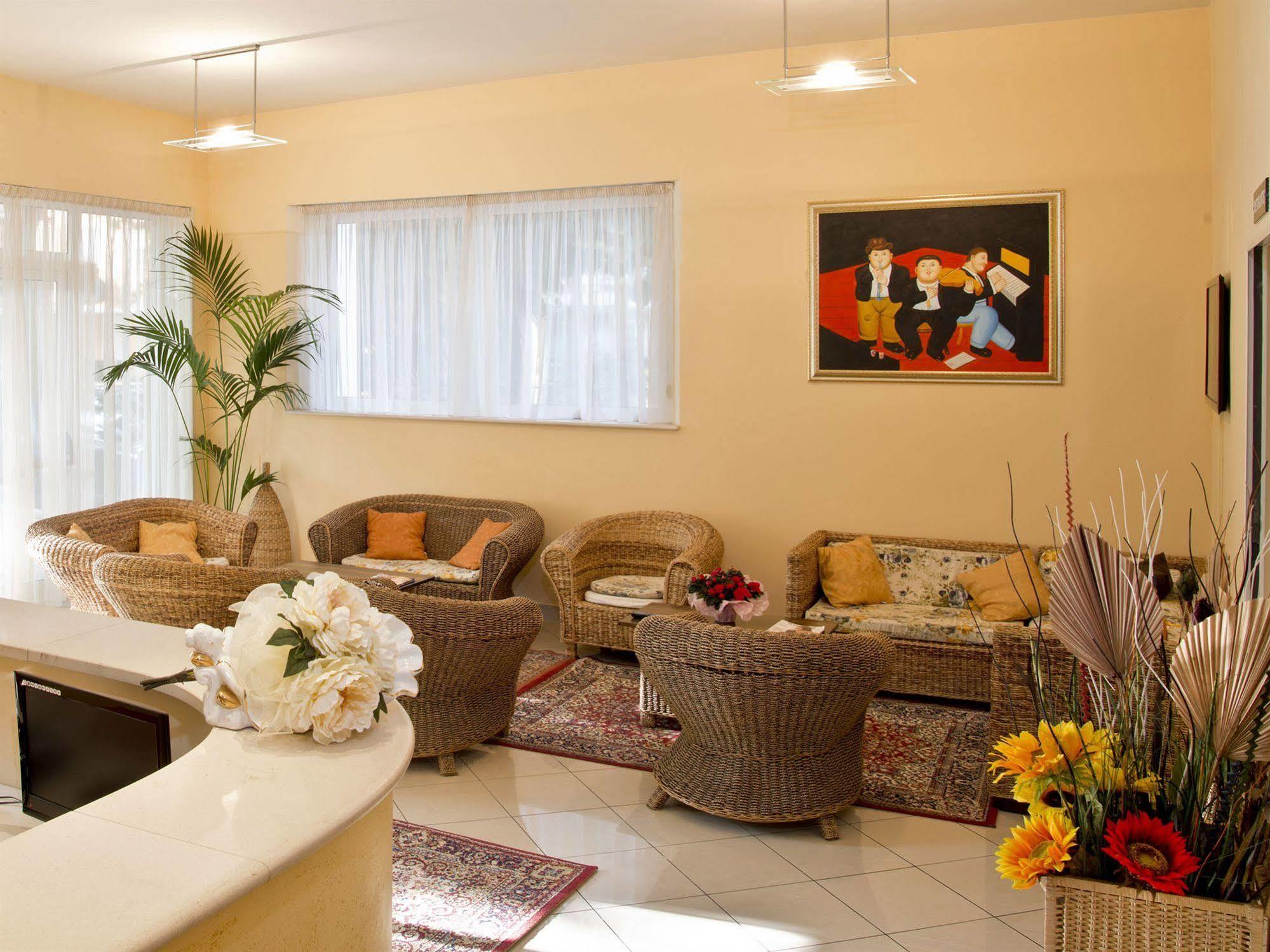 Villa Silvie Rose Cesenatico Ngoại thất bức ảnh